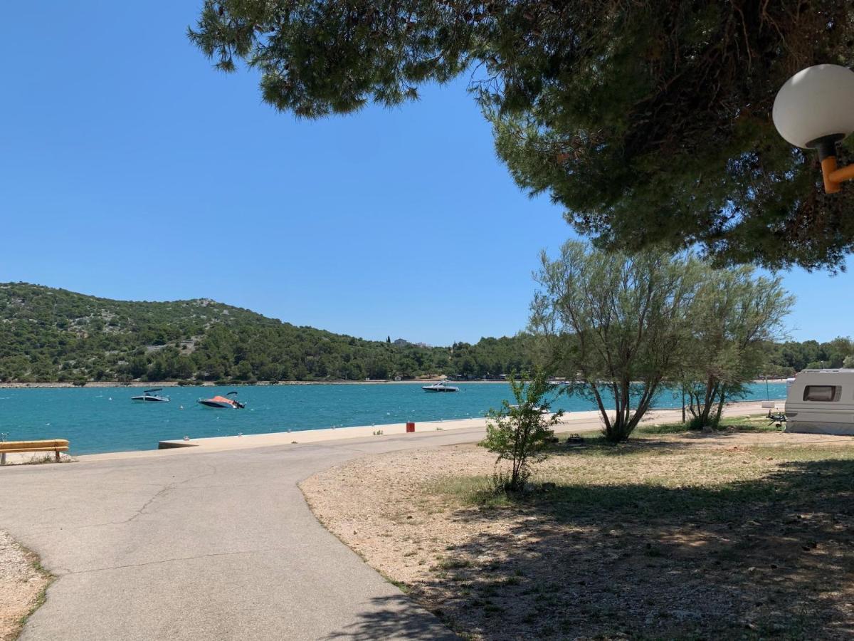 Lunabay II Mobile Home Jezera Bagian luar foto